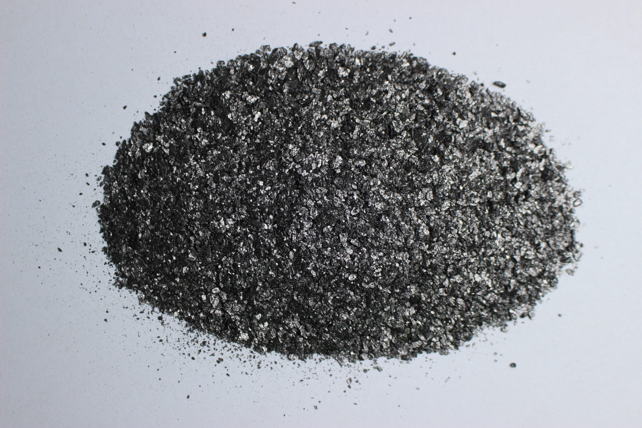 Before expandable graphite expands